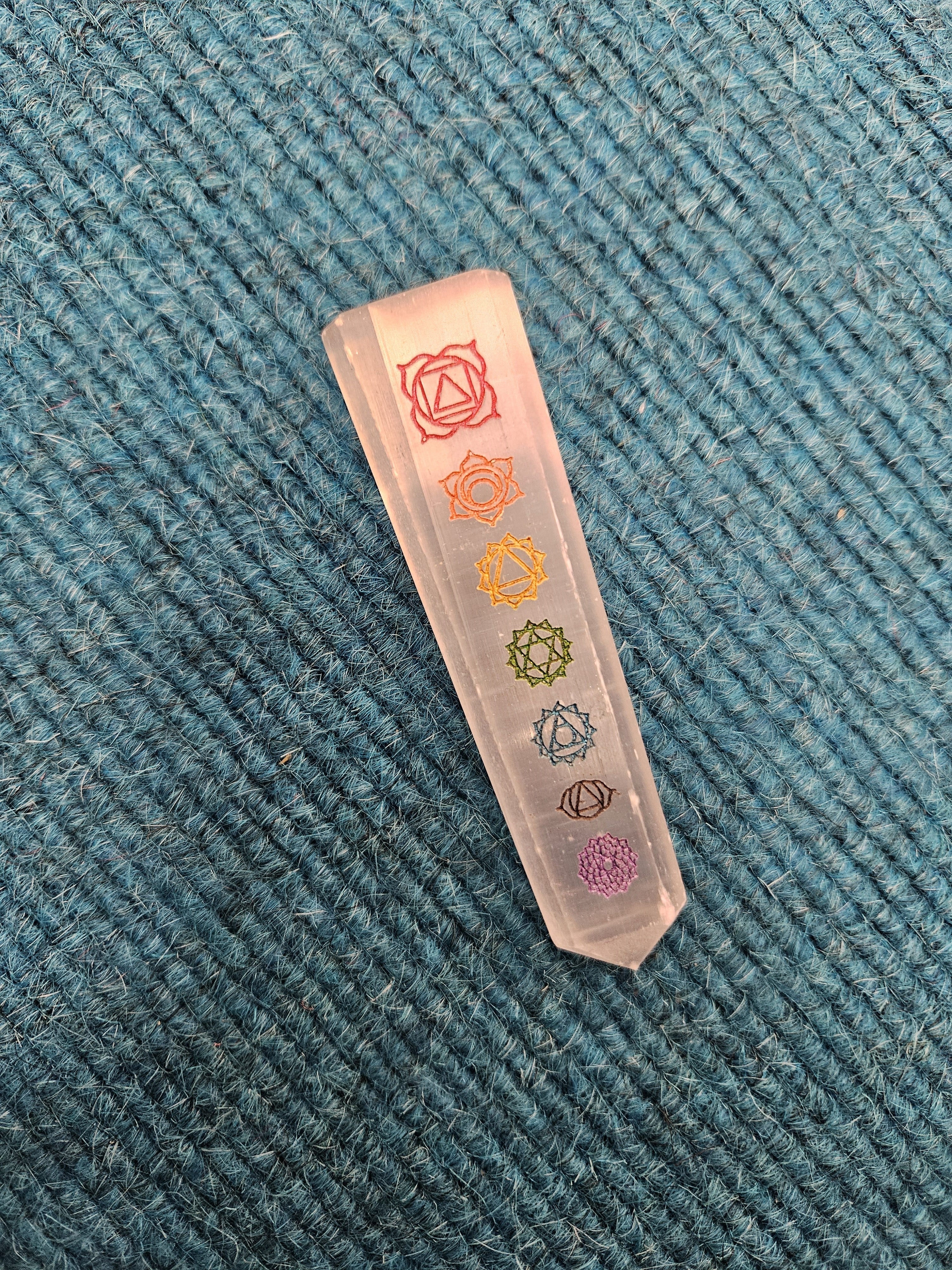 Selenite Chakra Point