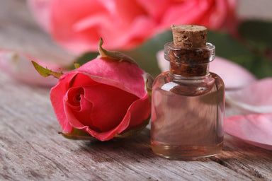 Rose Oil Absolute 5% in Grapeseed