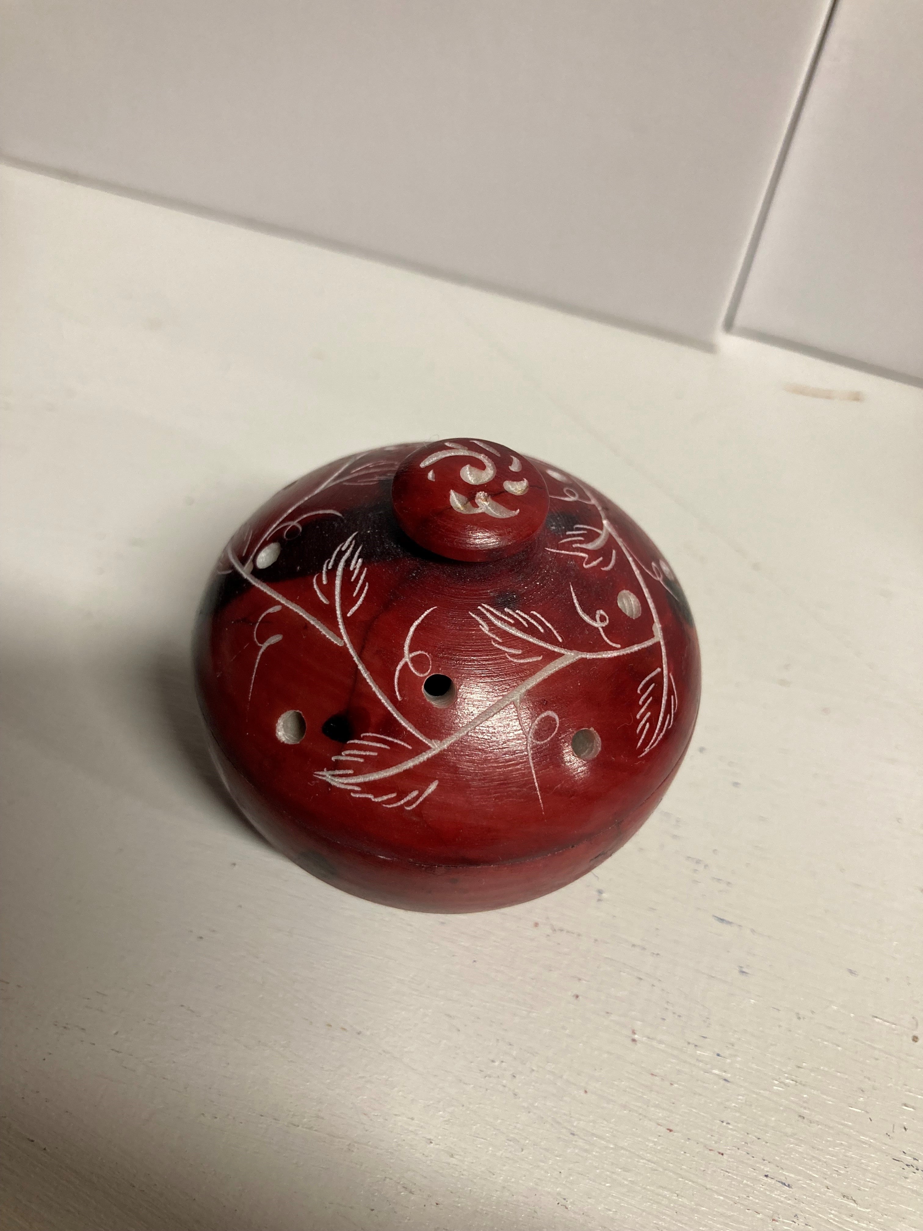 Soapstone pot pourri box